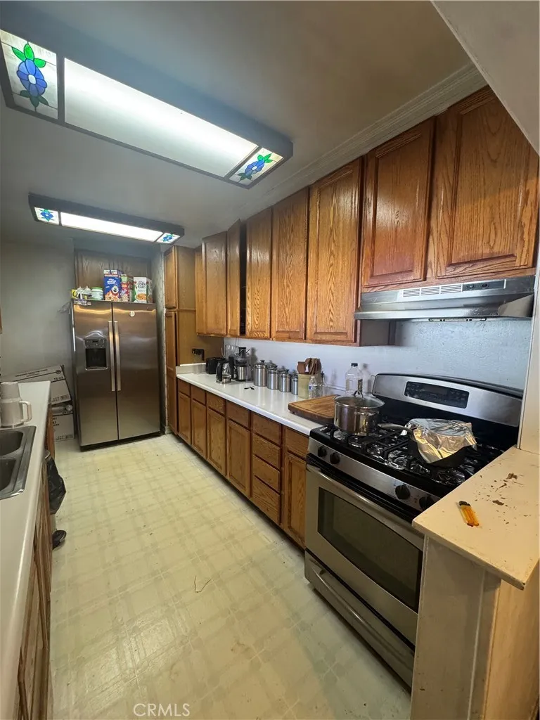 5308 Cleon, North Hollywood, California 91601 home-pic-2